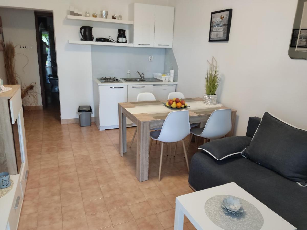 Sun House Daire Brzac Dış mekan fotoğraf