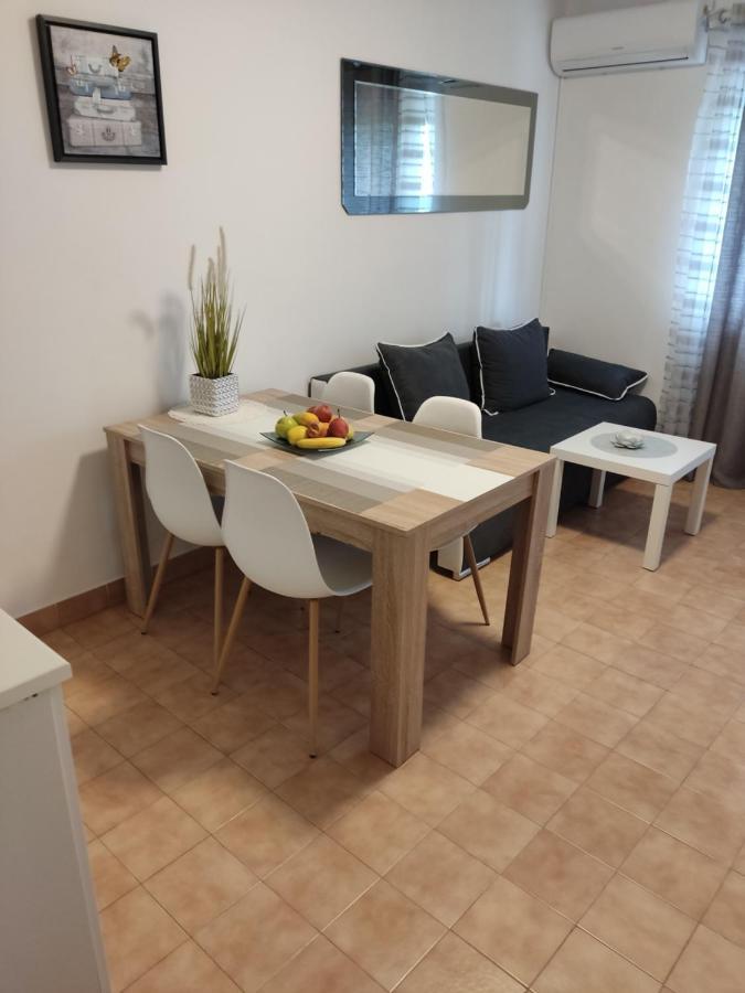 Sun House Daire Brzac Dış mekan fotoğraf